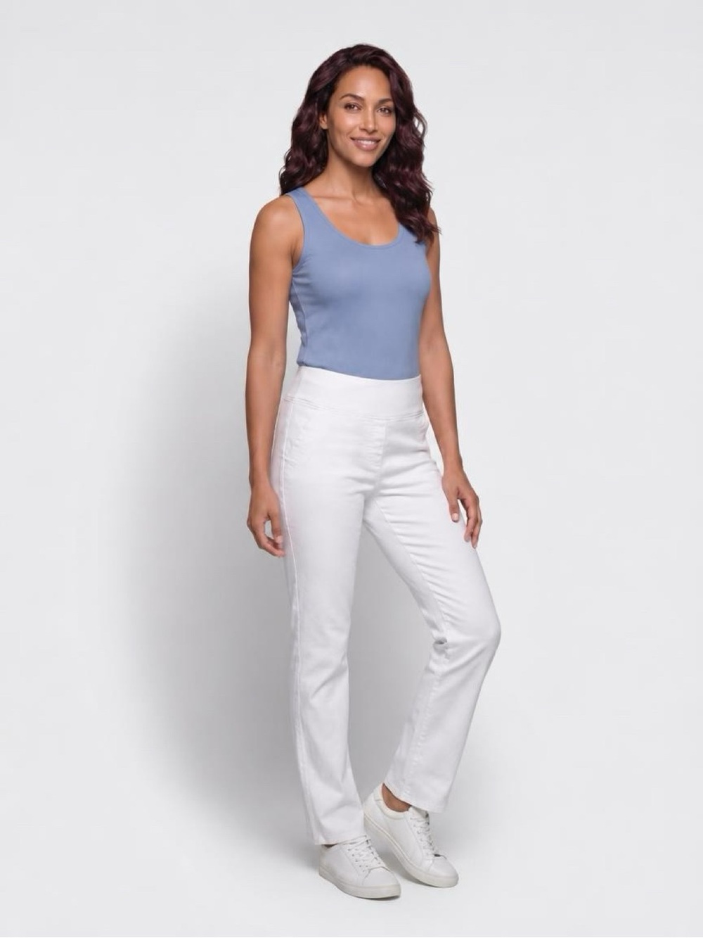 Suzy Shier White Straight Leg High-Rise Pants